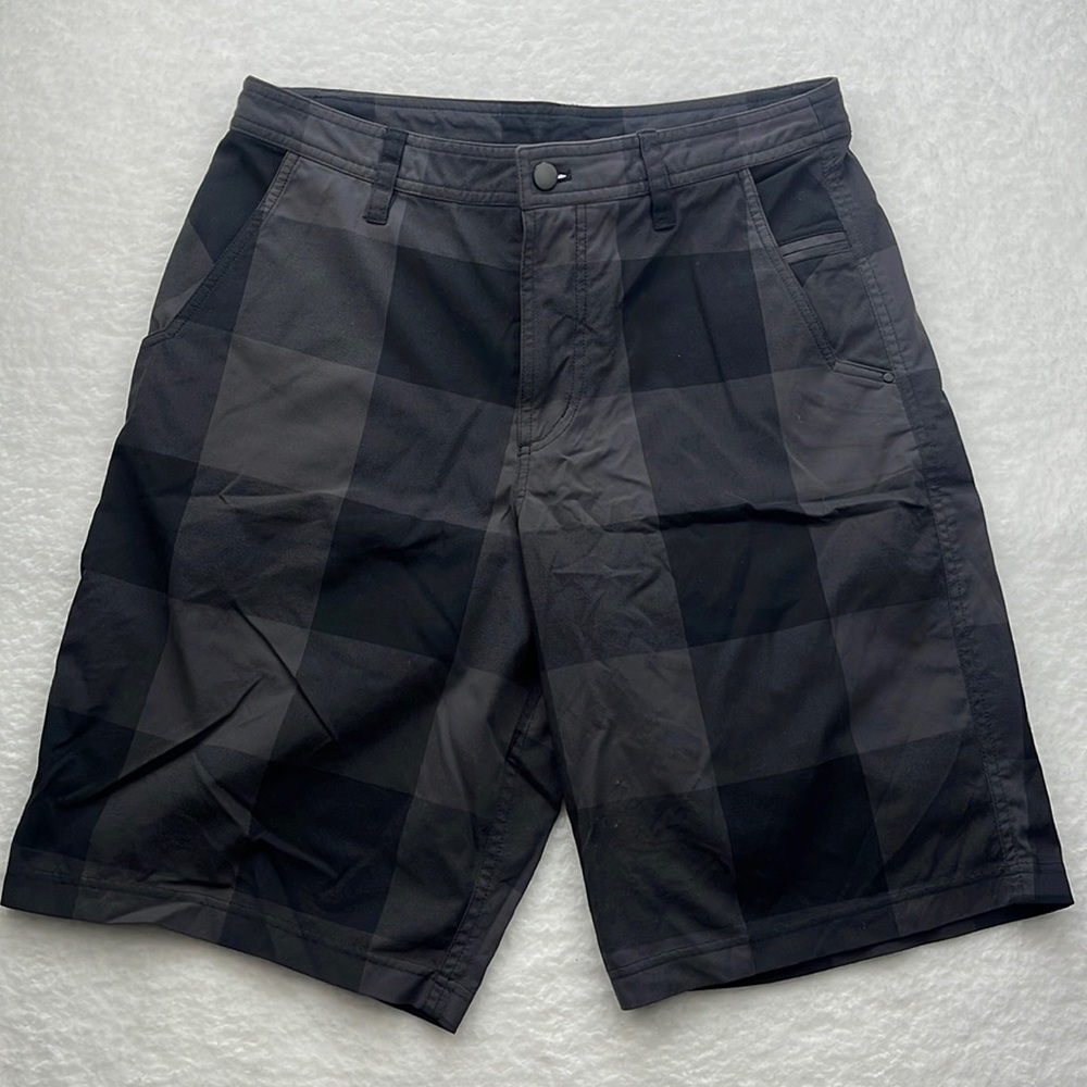 Lululemon Athletica men’s casual shorts Sz.34